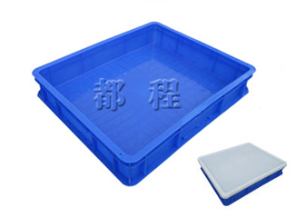 X286塑料周（zhōu）轉箱（箱（xiāng）蓋（gài）可選，可帶眼）