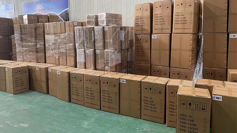 新一批91影视网液氮罐（guàn）發往（wǎng）哈薩（sà）克斯坦
