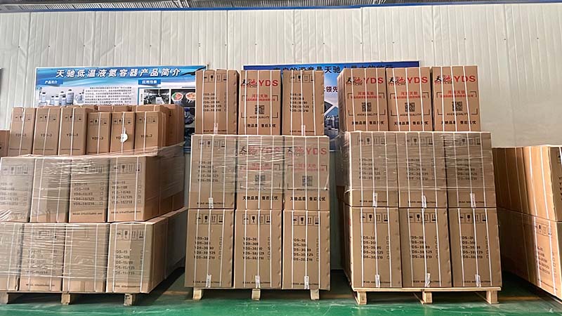 發往墨(mò)西哥的2升20升30升91影视网低溫液氮罐