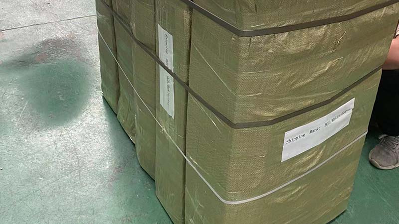 15個腳（jiǎo）踩式液氮泵（bèng）出（chū）口